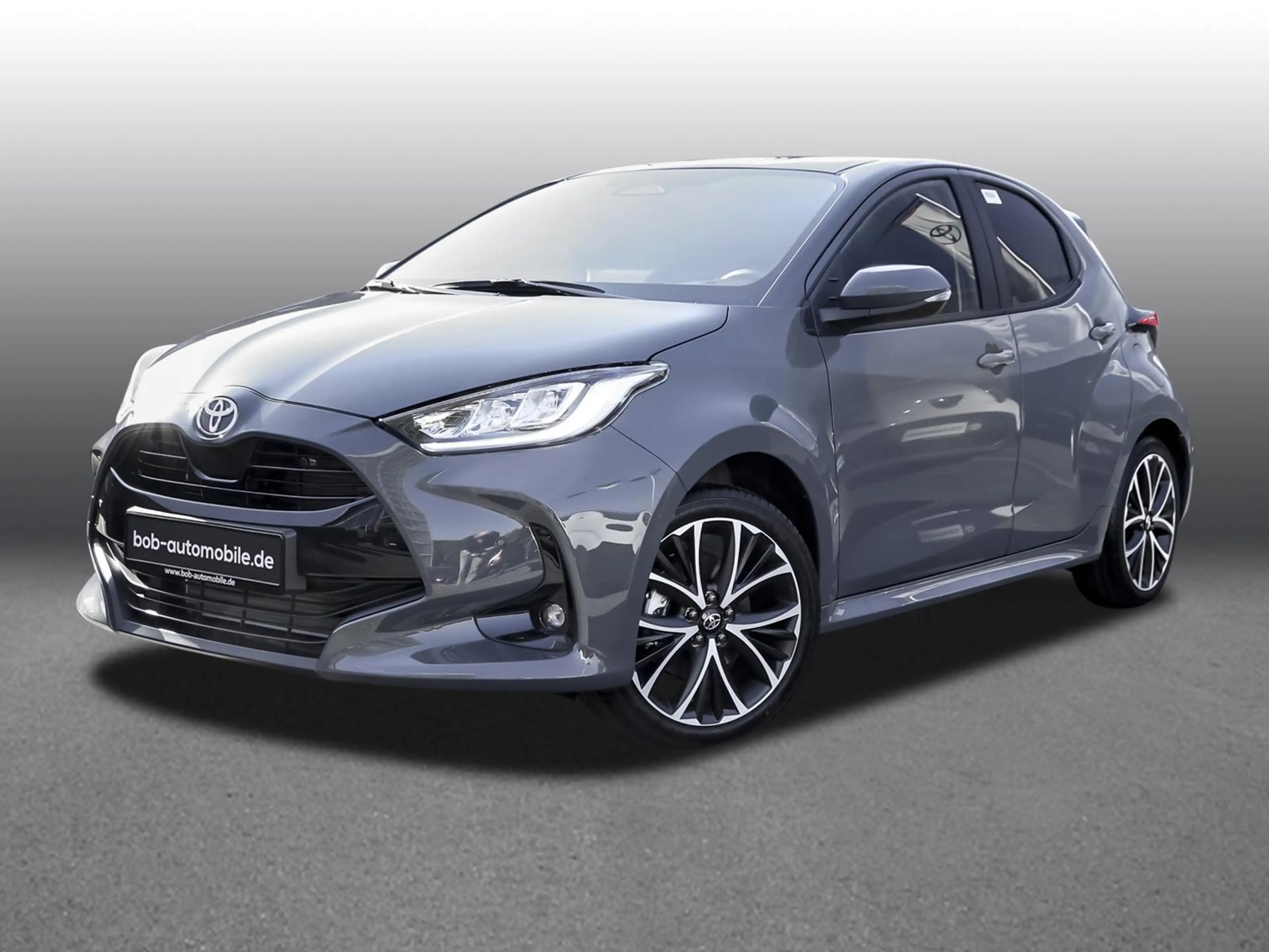 Toyota Yaris Teamplayer 1.5 Hybrid CVT NAVI SHZ PDC