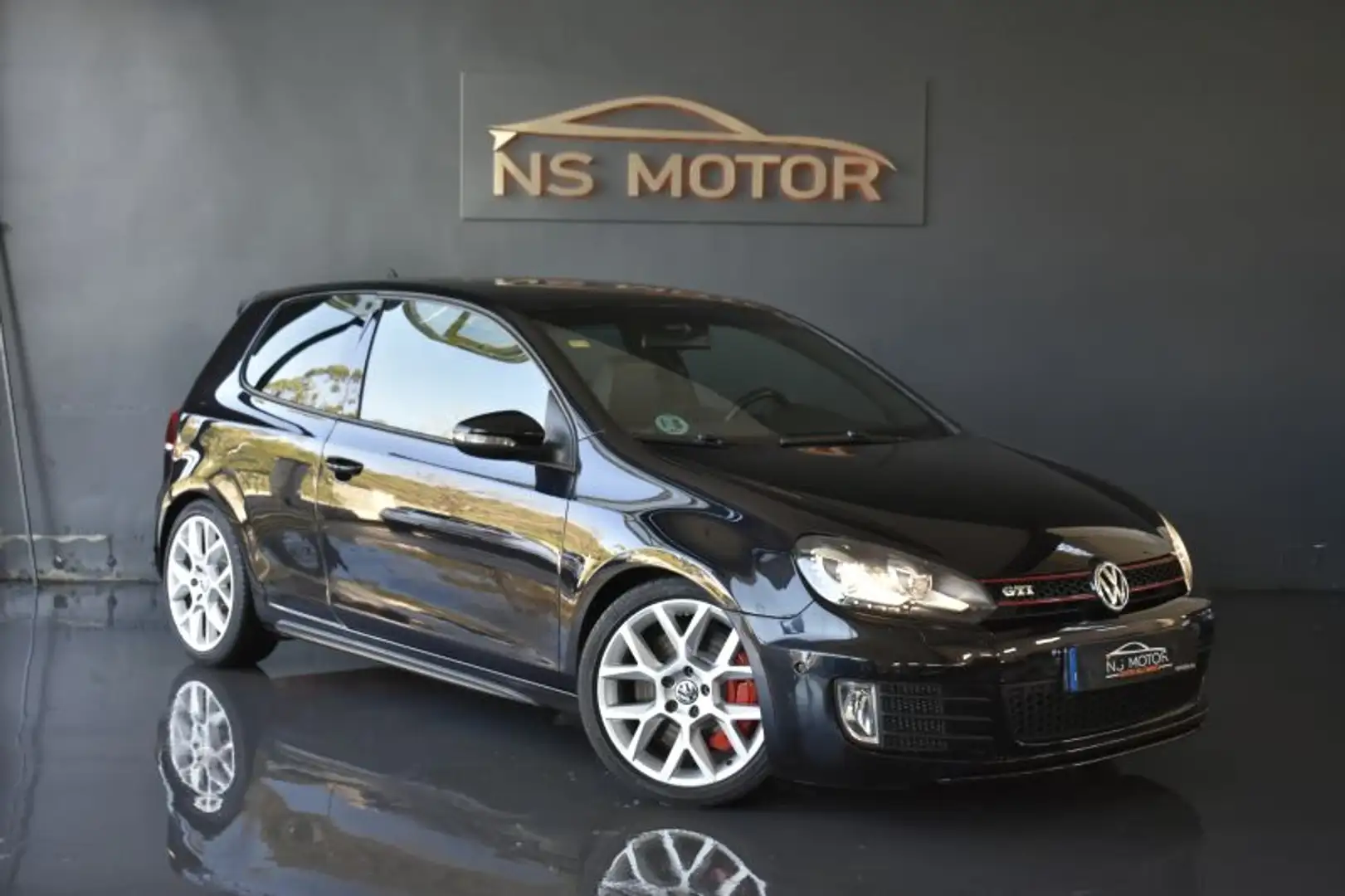 Volkswagen Golf GTI 2.0 TSI DSG Noir - 2