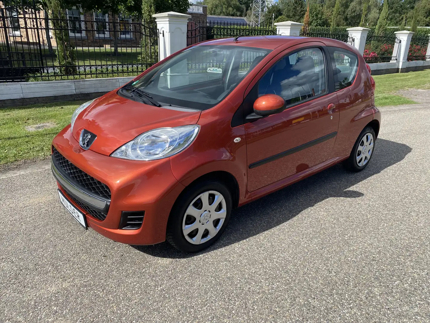 Peugeot 107 1.0 Filou Nieuwe Apk . Oranje - 2