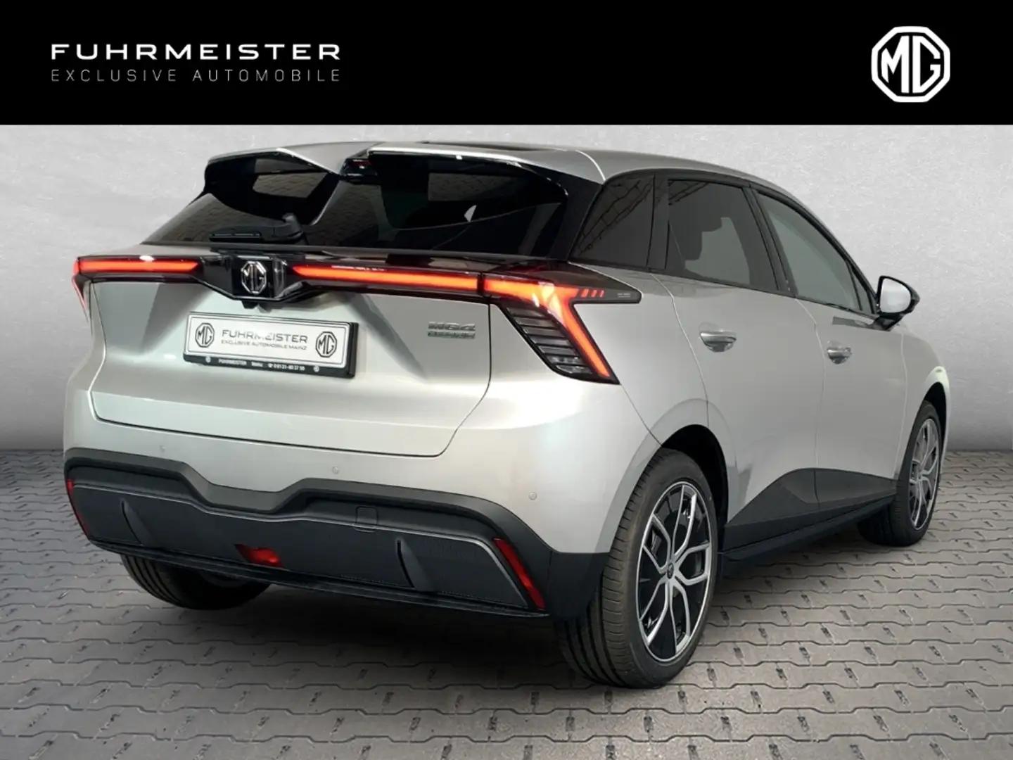MG MG4 Luxury MY24 iSMART 150 kW 360°Kamera Lenkradheizun Zilver - 2