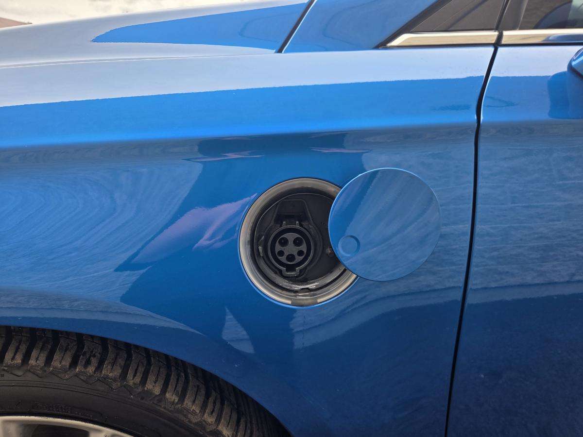 2020 Ford Fusion Energi SEL FWD berline 4 portes air climatisé — снимка 1