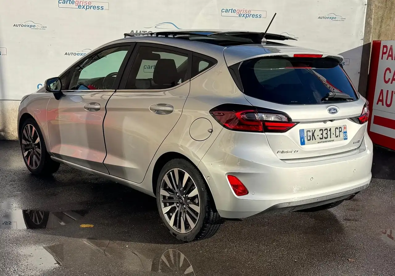 Ford Fiesta 5 portes — photo 4