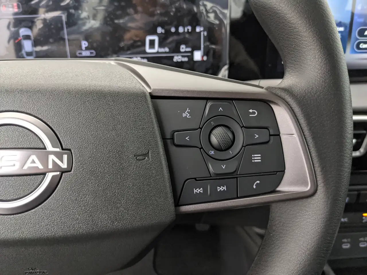 Nissan Sentra снимка Nissan Sentra