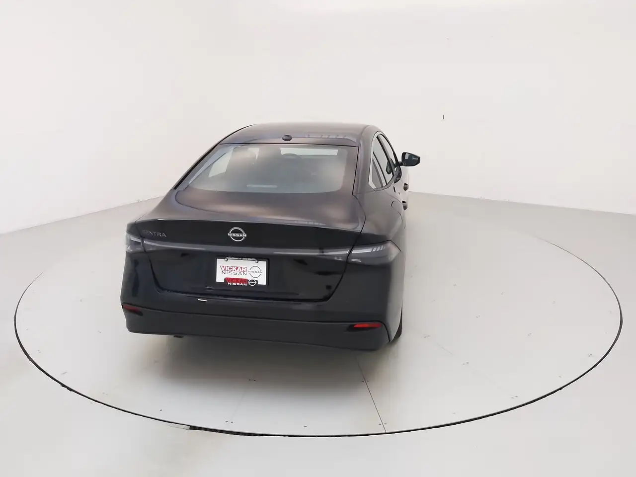 Nissan Sentra снимка Nissan Sentra