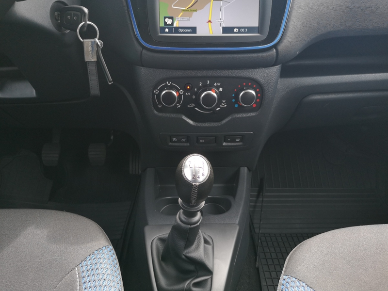 Dacia Lodgy Celebration TCe 130 — photo 9