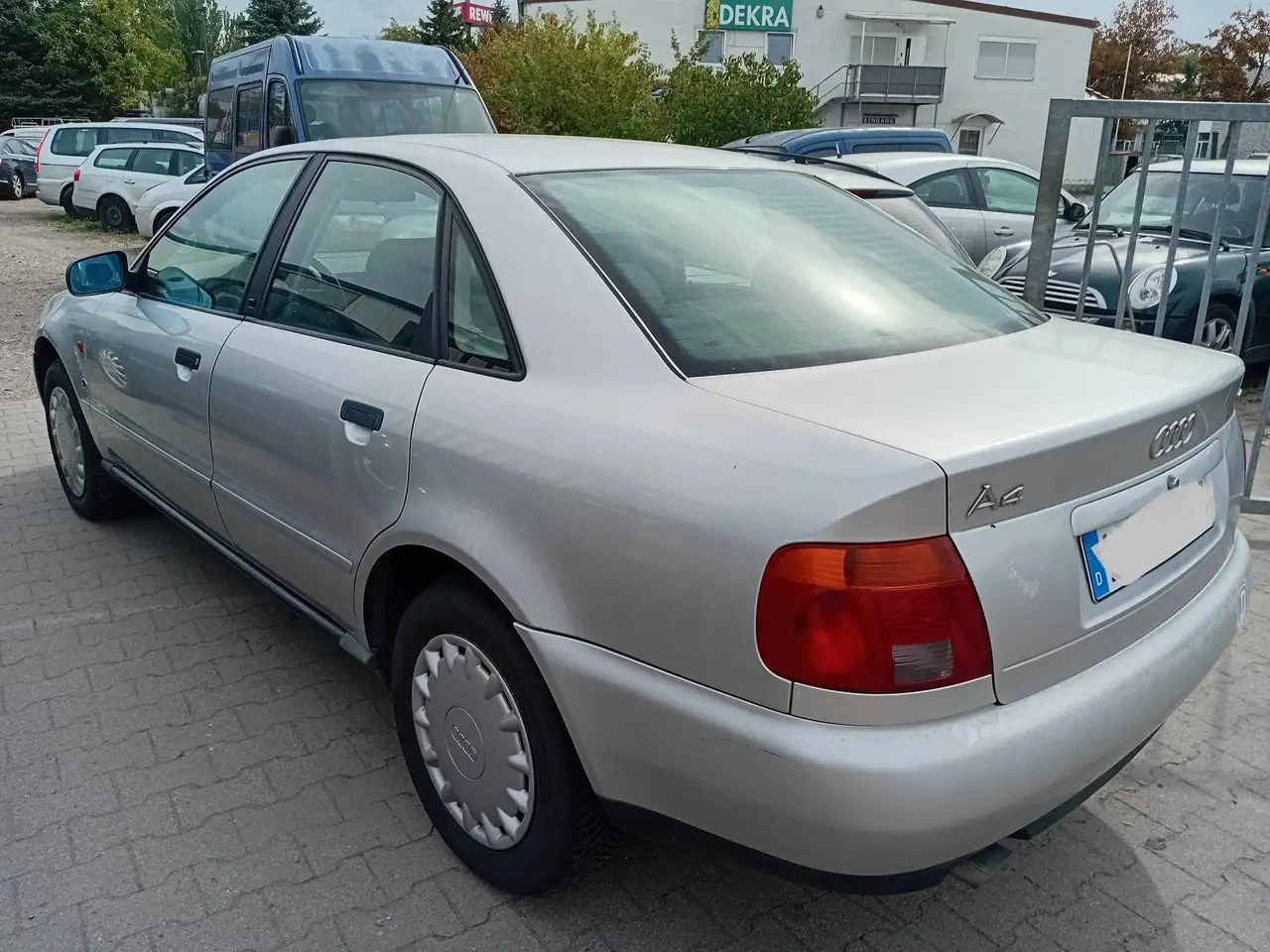 Audi A4 1.8 20V HU & AU Neu!, foto 3