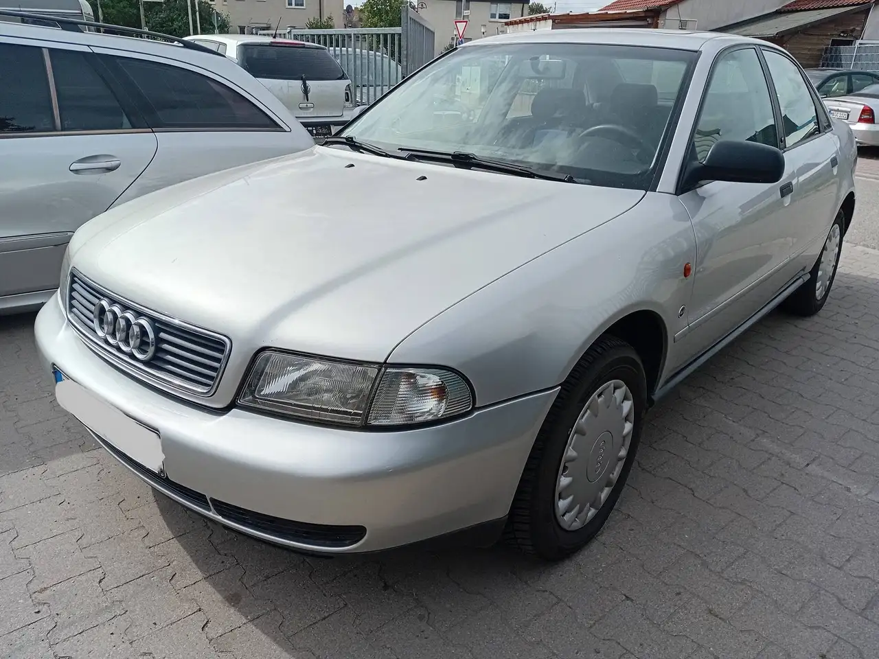 Audi A4 1.8 20V HU & AU Neu!, foto 1