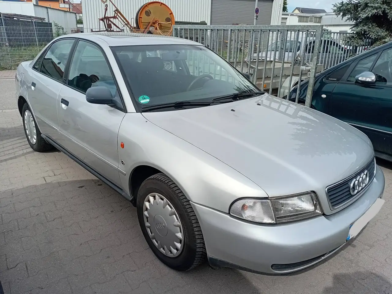 Audi A4 1.8 20V HU & AU Neu!, foto 2