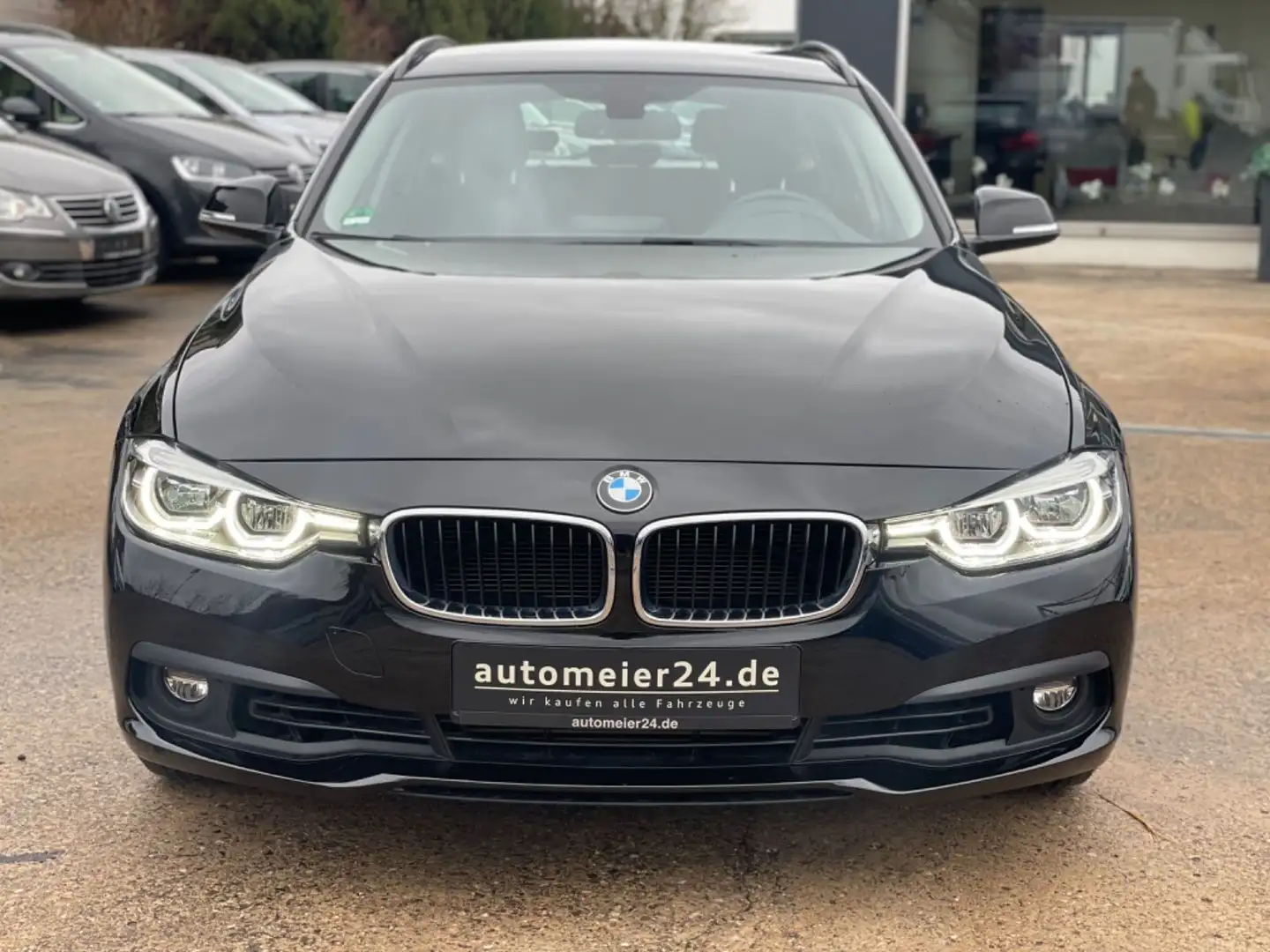 BMW 318 Baureihe 3 Touring 318 i Advantage Schwarz - 2