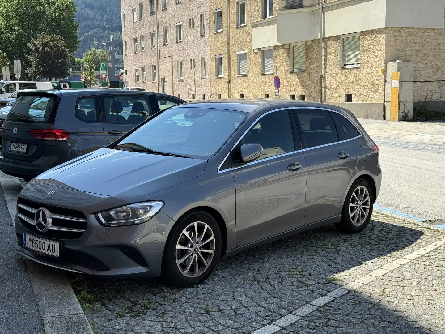 Mercedes-Benz B 180 Progressive Line - 2
