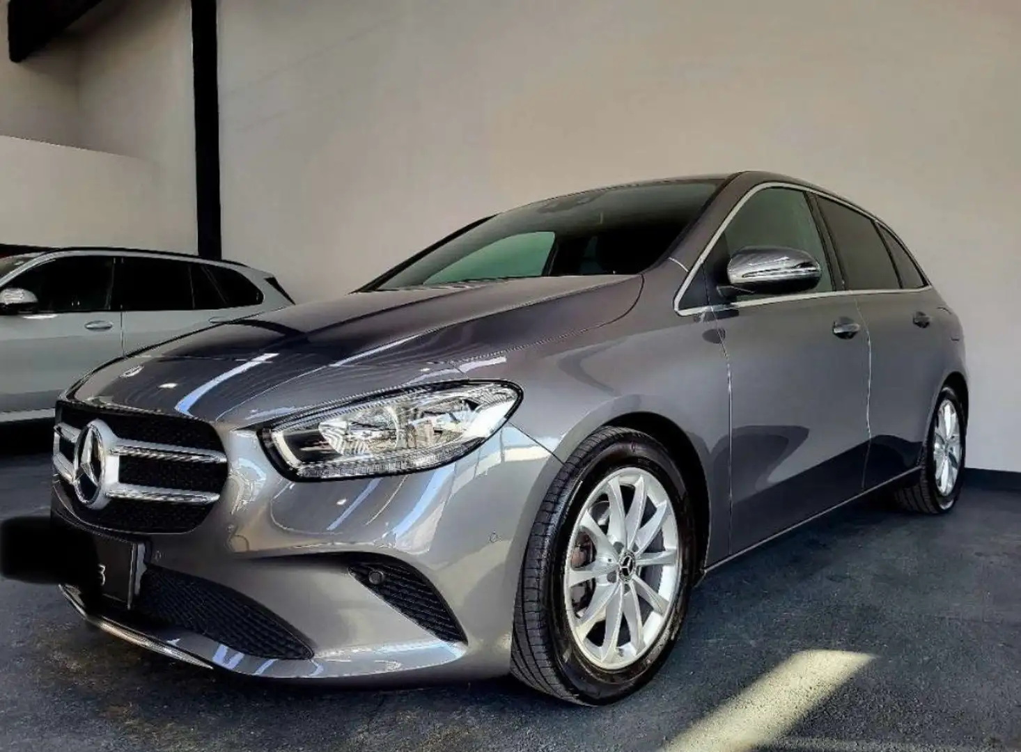 Mercedes-Benz B 180 Progressive Line - 1