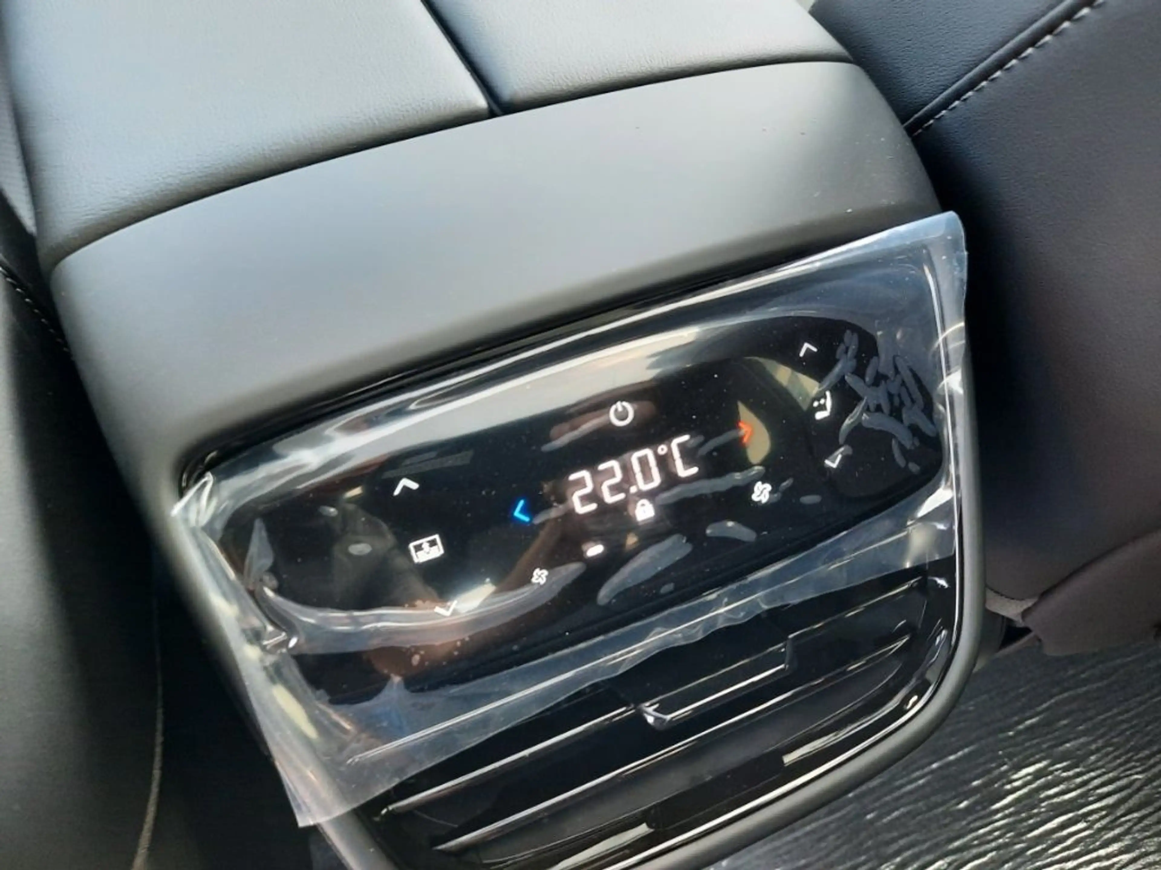 Mazda CX-6e CX6E 258ps Takumi 21'' 360 Kamera HUD PANO — photo 11