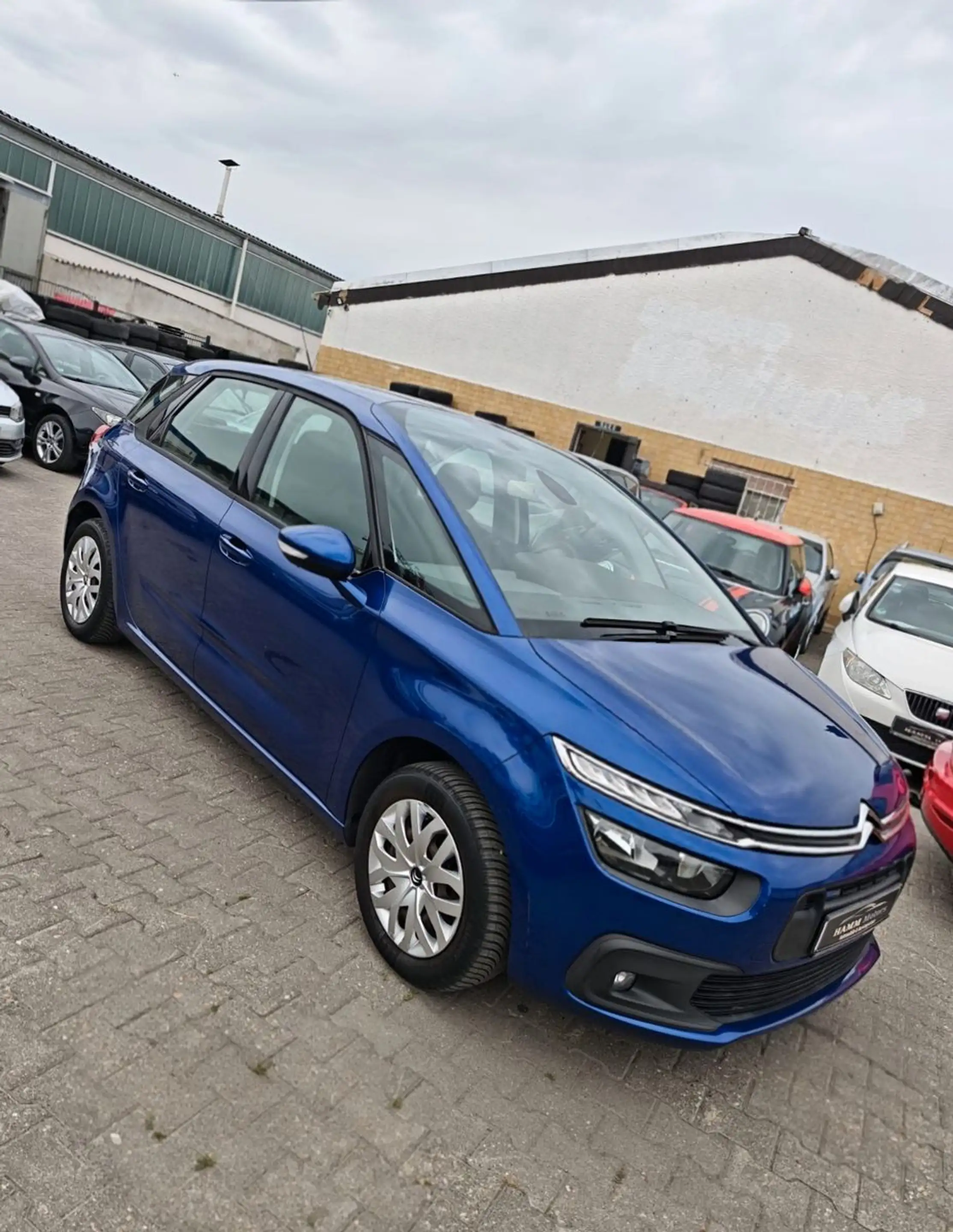 Citroen C4 Picasso /Spacetourer Live — photo 9