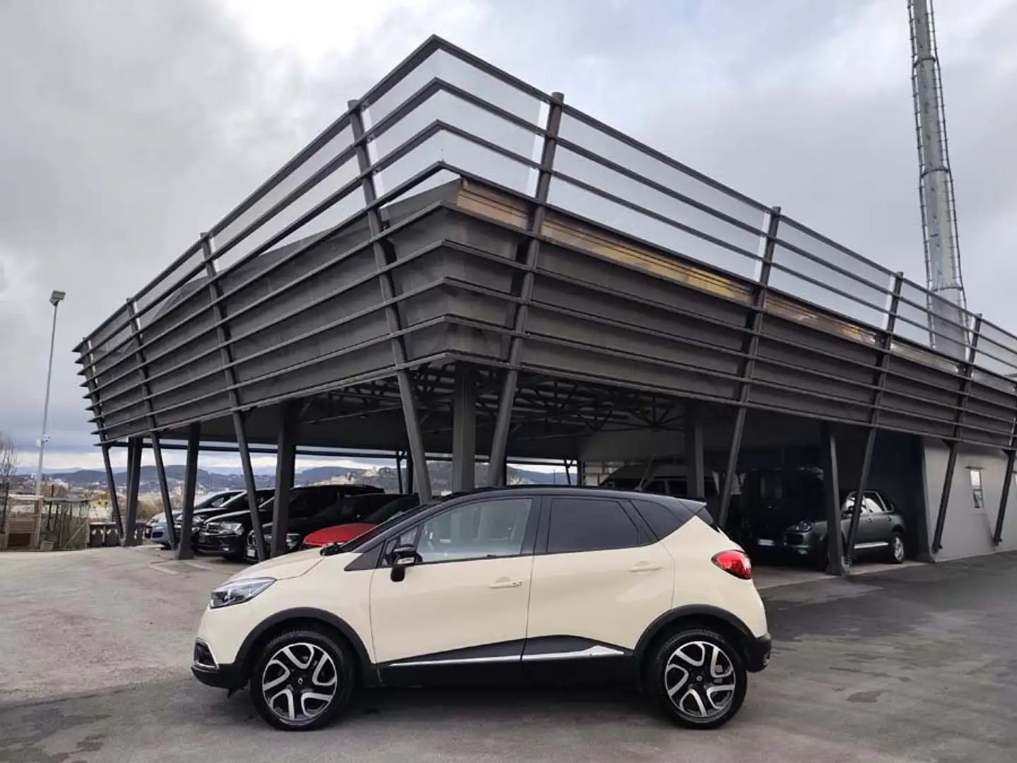 Renault Captur Captur 1.5 dci energy RLink 90cv edc 1Propr KMCert Bianco - 1
