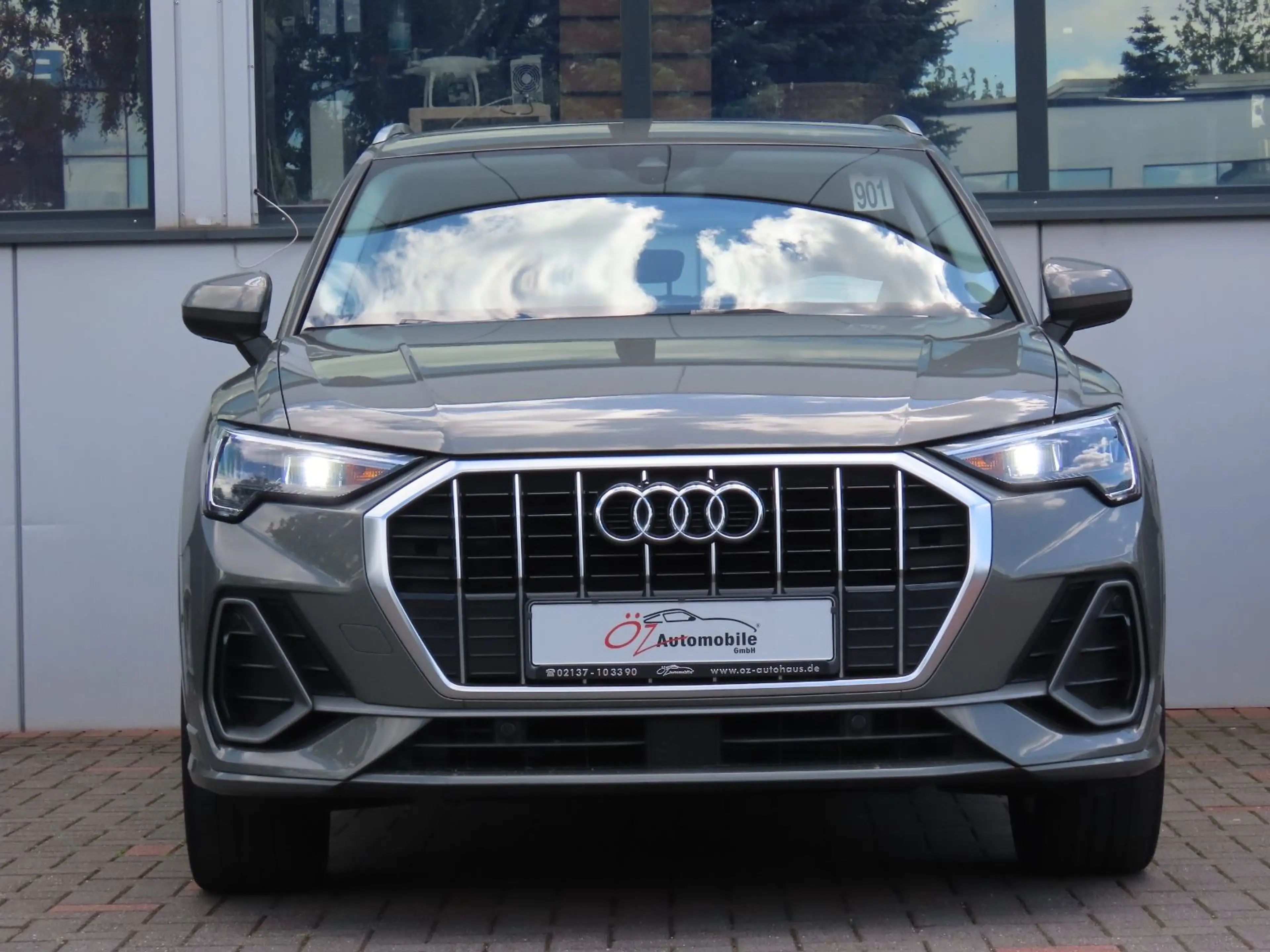 Audi Q3 35 TDI S tronic S line Leder Klimaauto. Navi — photo 2