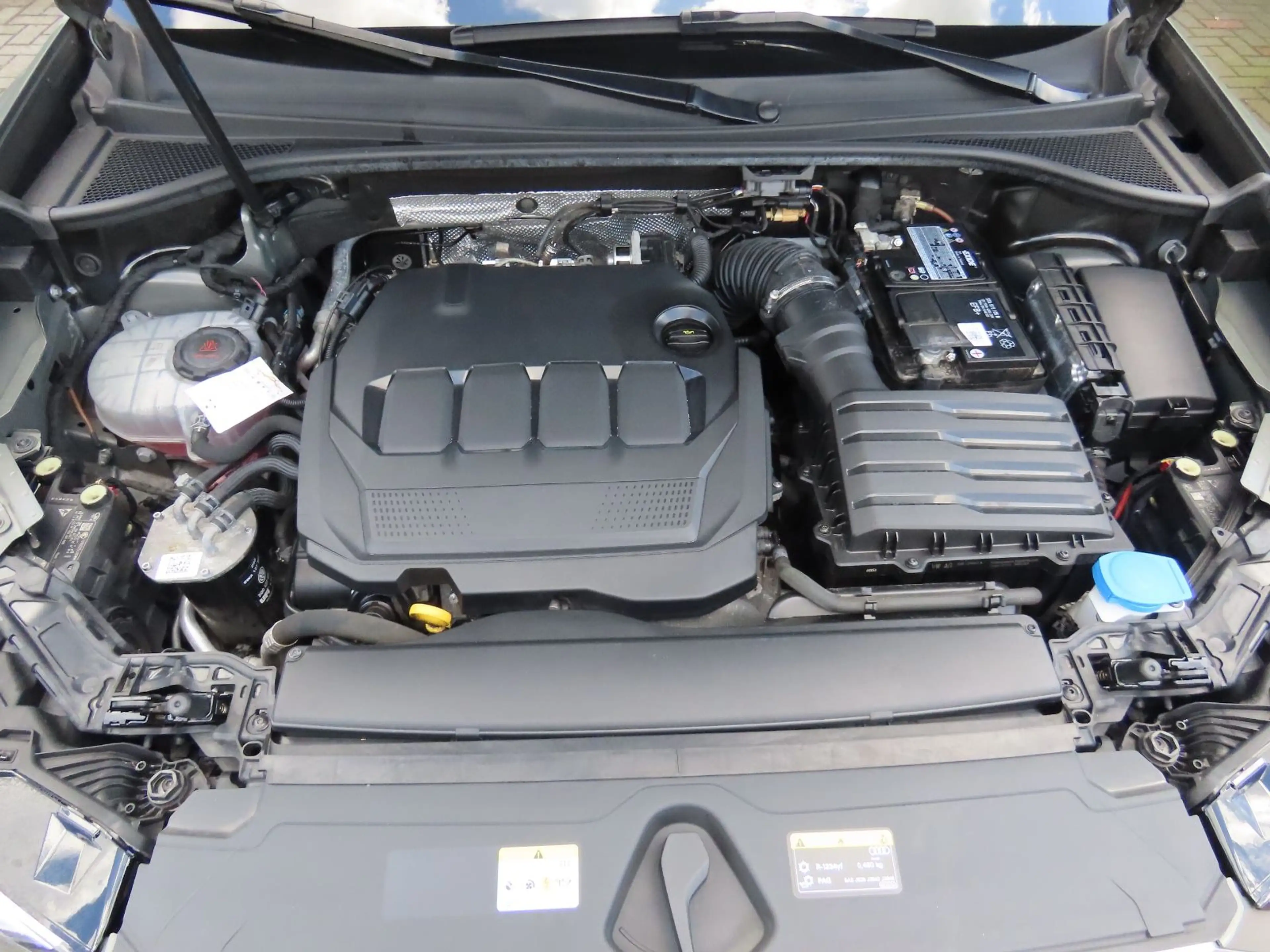 Audi Q3 35 TDI S tronic S line Leder Klimaauto. Navi — photo 3