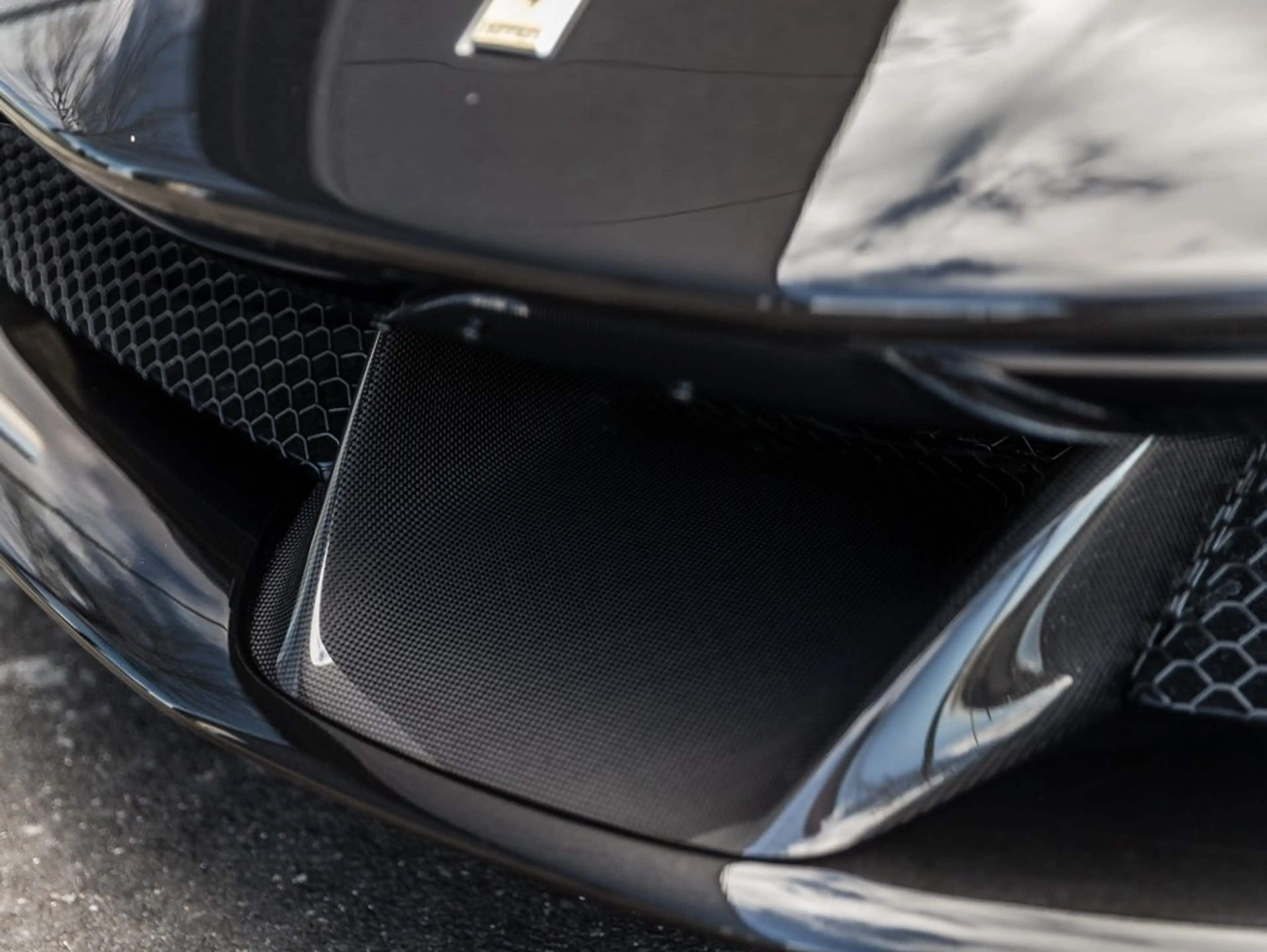 Ferrari SF90 Stradale NERO DAYTONA 'ASSETO FIORANO' — photo 12