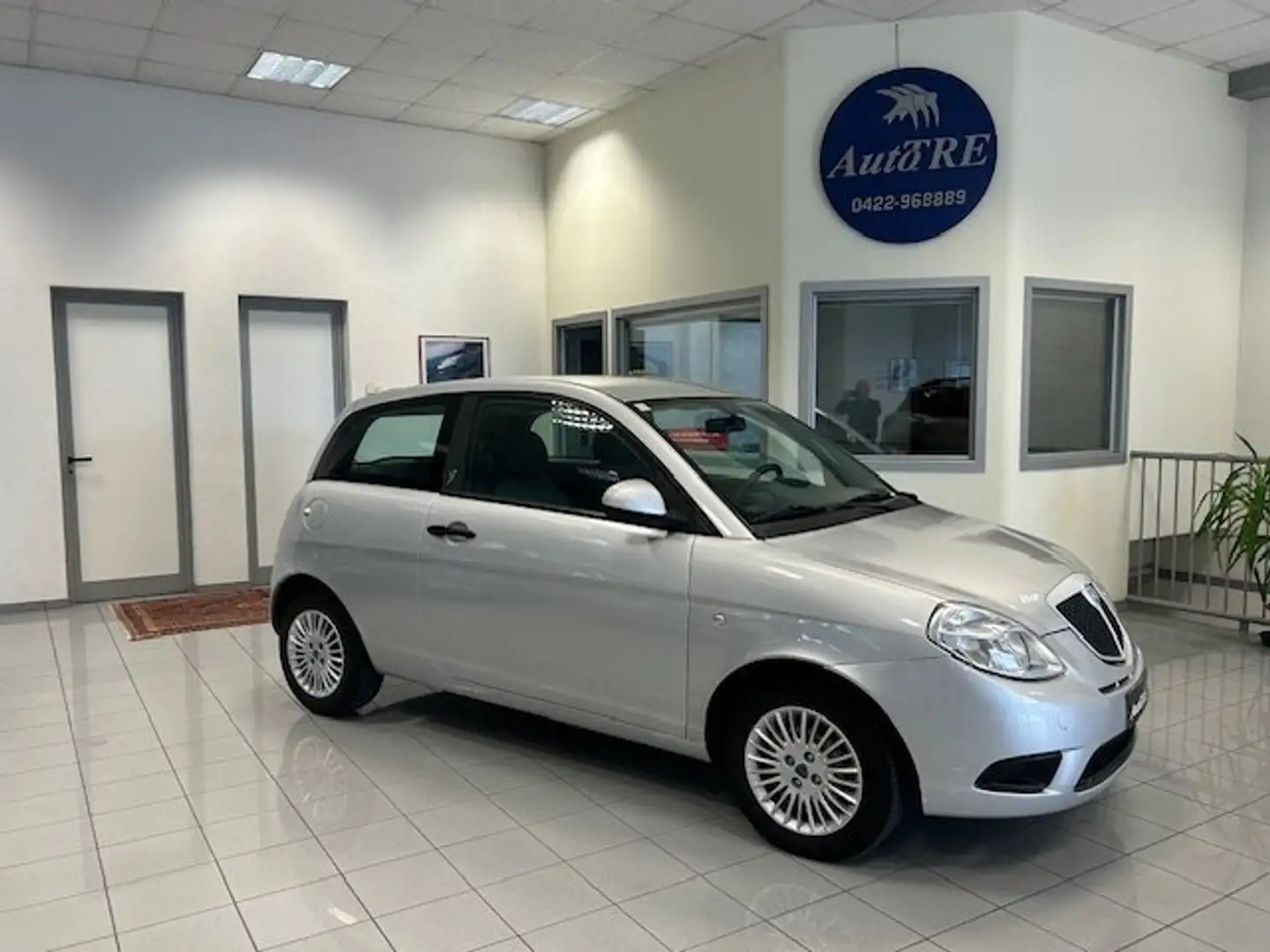 Lancia Ypsilon Ypsilon 1.2 8v Argento Argent - 1