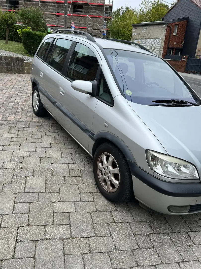 Opel Zafira 1.6i XEL 16v Comfort - 1