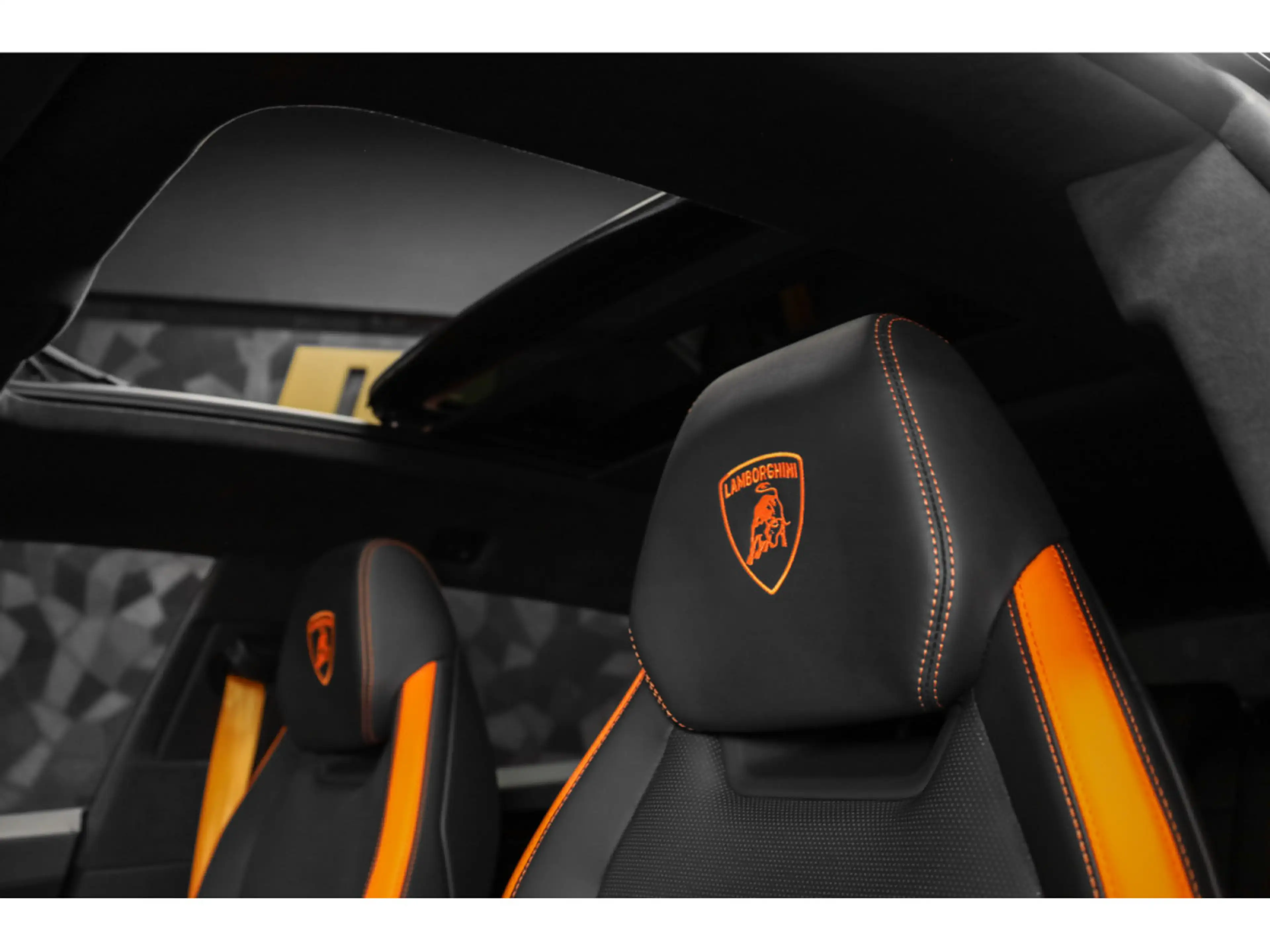 Lamborghini Urus SE - ARANCIO EGON — photo 12