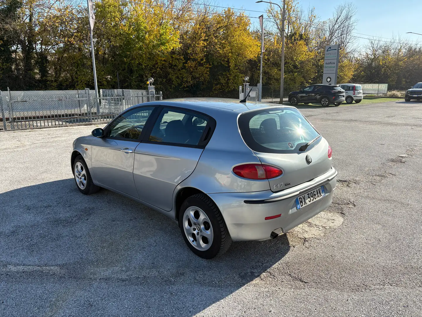 Alfa Romeo 147 147 2001 5p 1.6 ts Progression 120cv Argintiu - 1