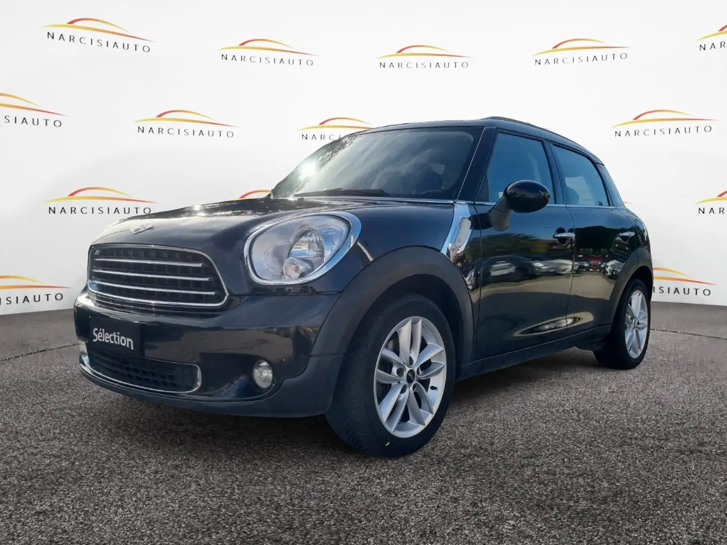 MINI Cooper D Countryman Mini 2.0 Cooper D Countryman Automatica Schwarz - 1