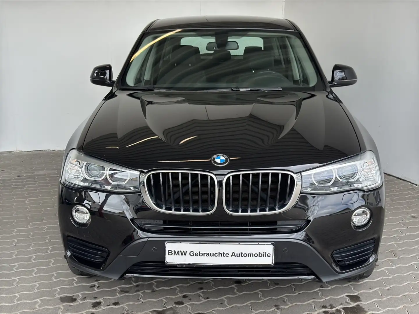 BMW X3 xDrive20dA Navi.Xenon.RFK.AHK.MFL.PDC.SHZ.FSE Schwarz - 1