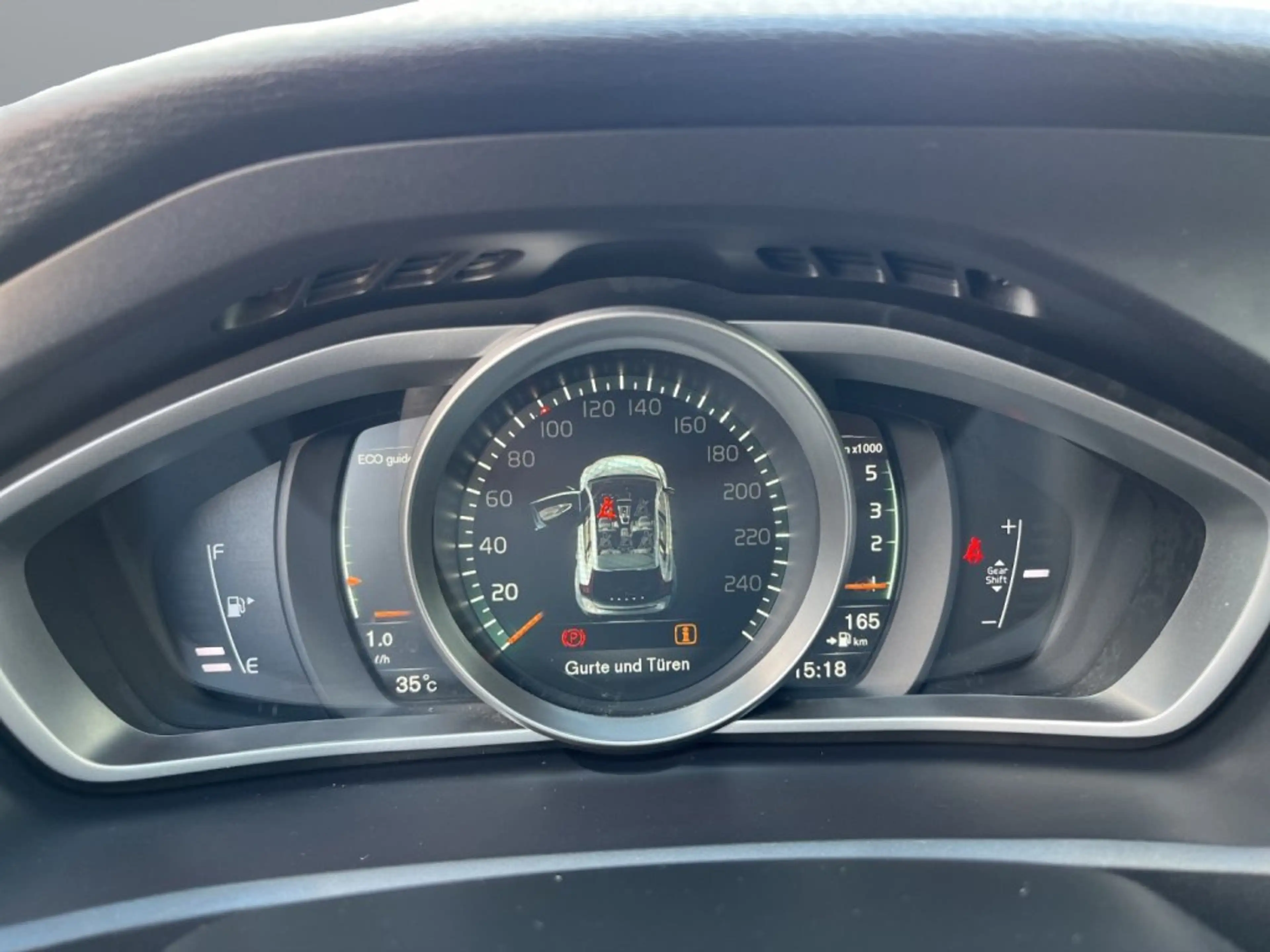 Volvo V40 CC — photo 15