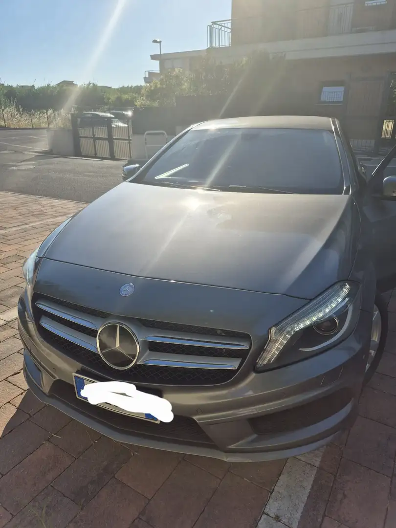 Mercedes-Benz 180 amg - 2