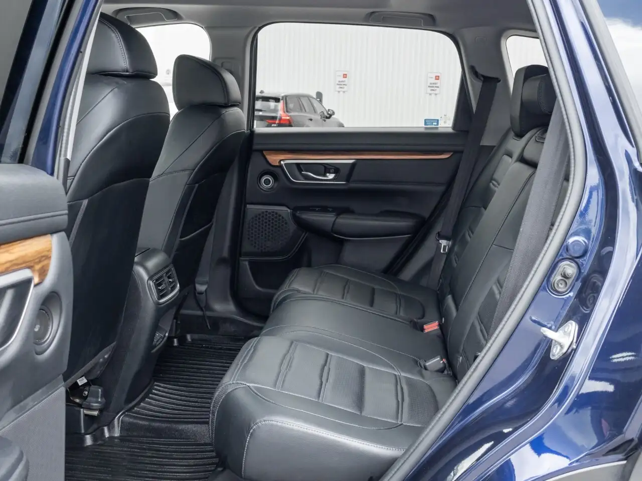 Honda CR-V photo Honda CR-V