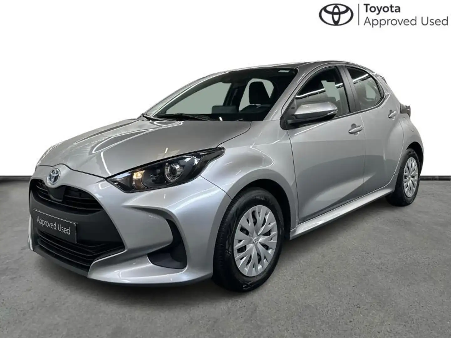 Toyota Yaris Dynamic Argent - 1