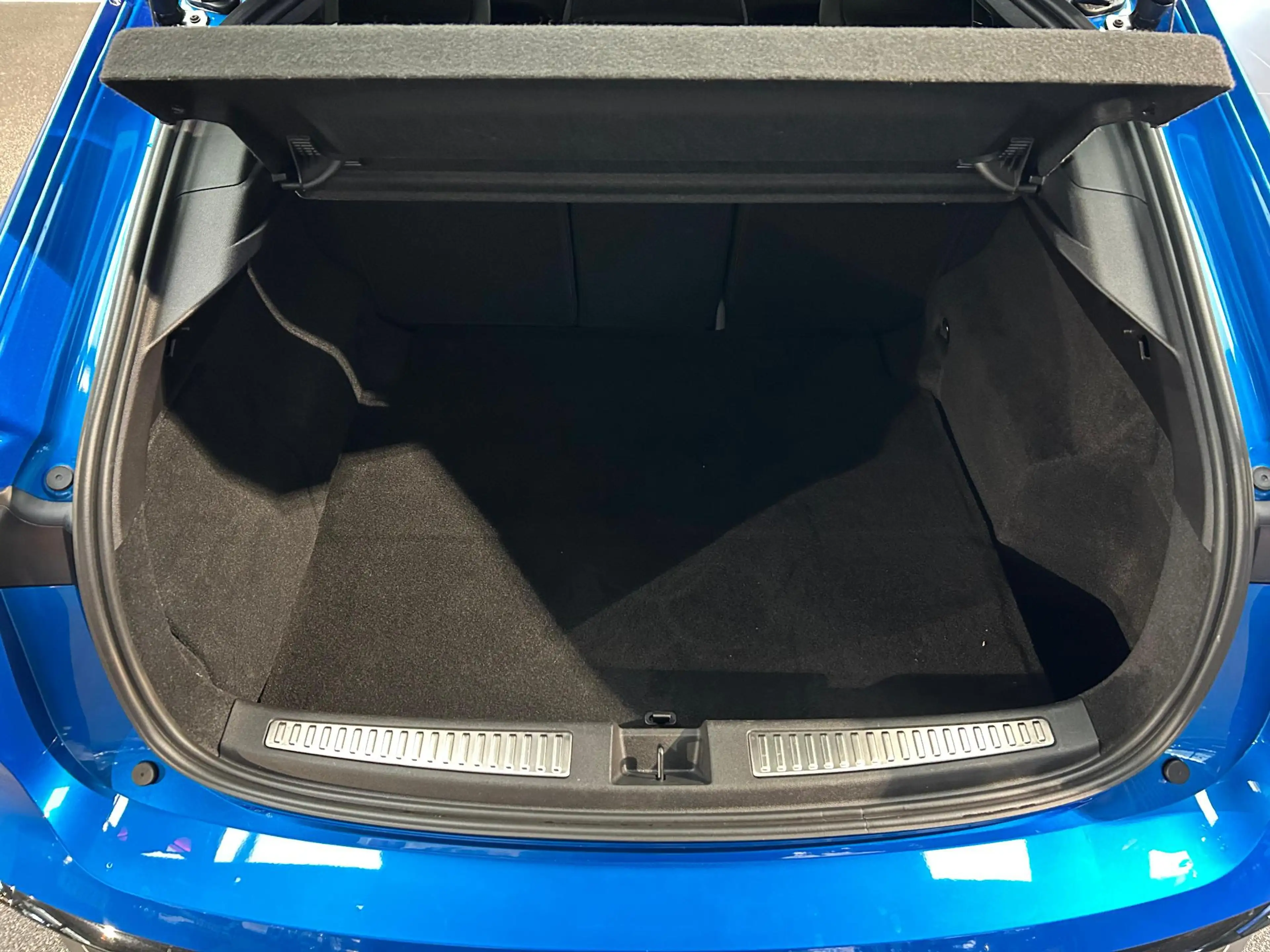 Renault Rafale 1.2 E-Tech full hybrid 200 esprit Alpine | Head up — photo 9