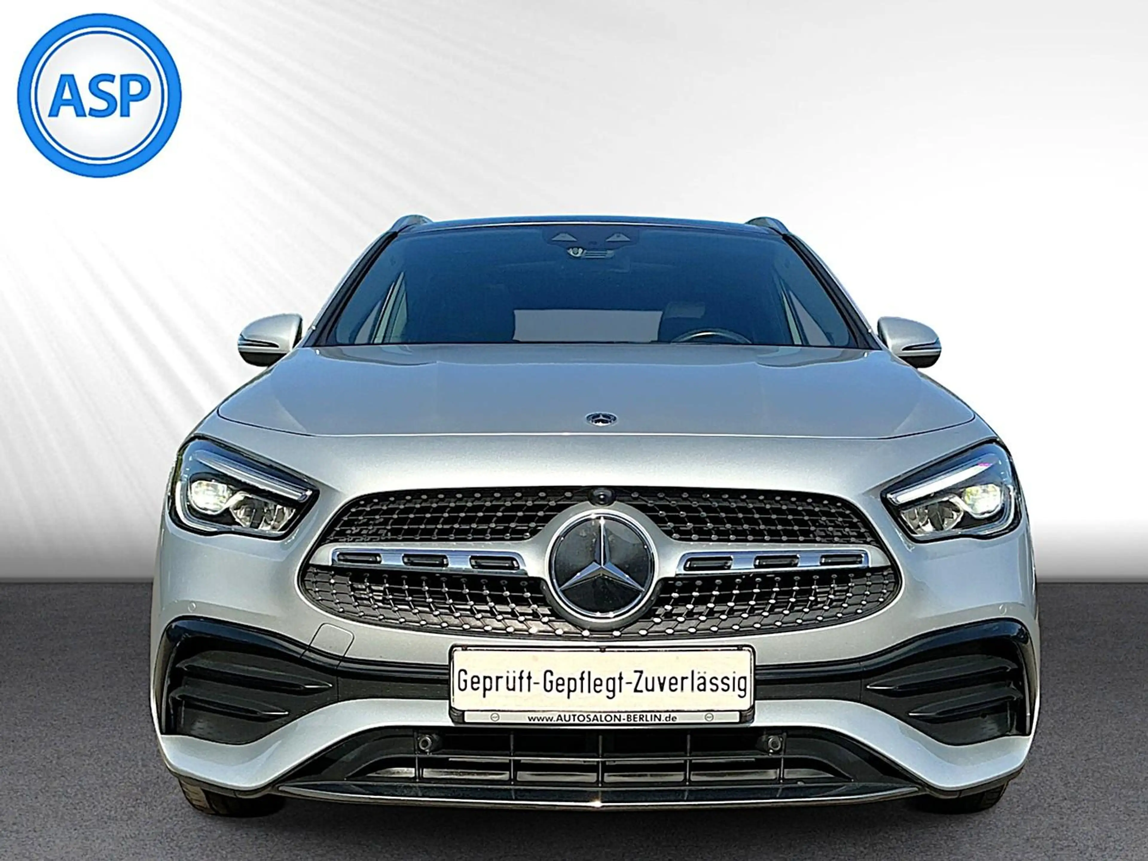 Mercedes-Benz GLA 250 AUT 4x4 AMG LED PAN BURMEST Apple&Andro — photo 2
