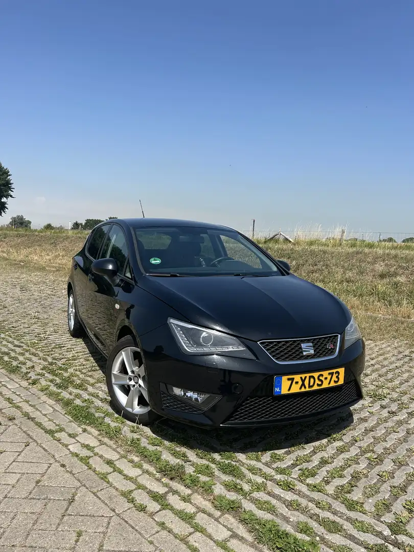 SEAT Ibiza ST 1.2 TSI FR (140PK) - 1