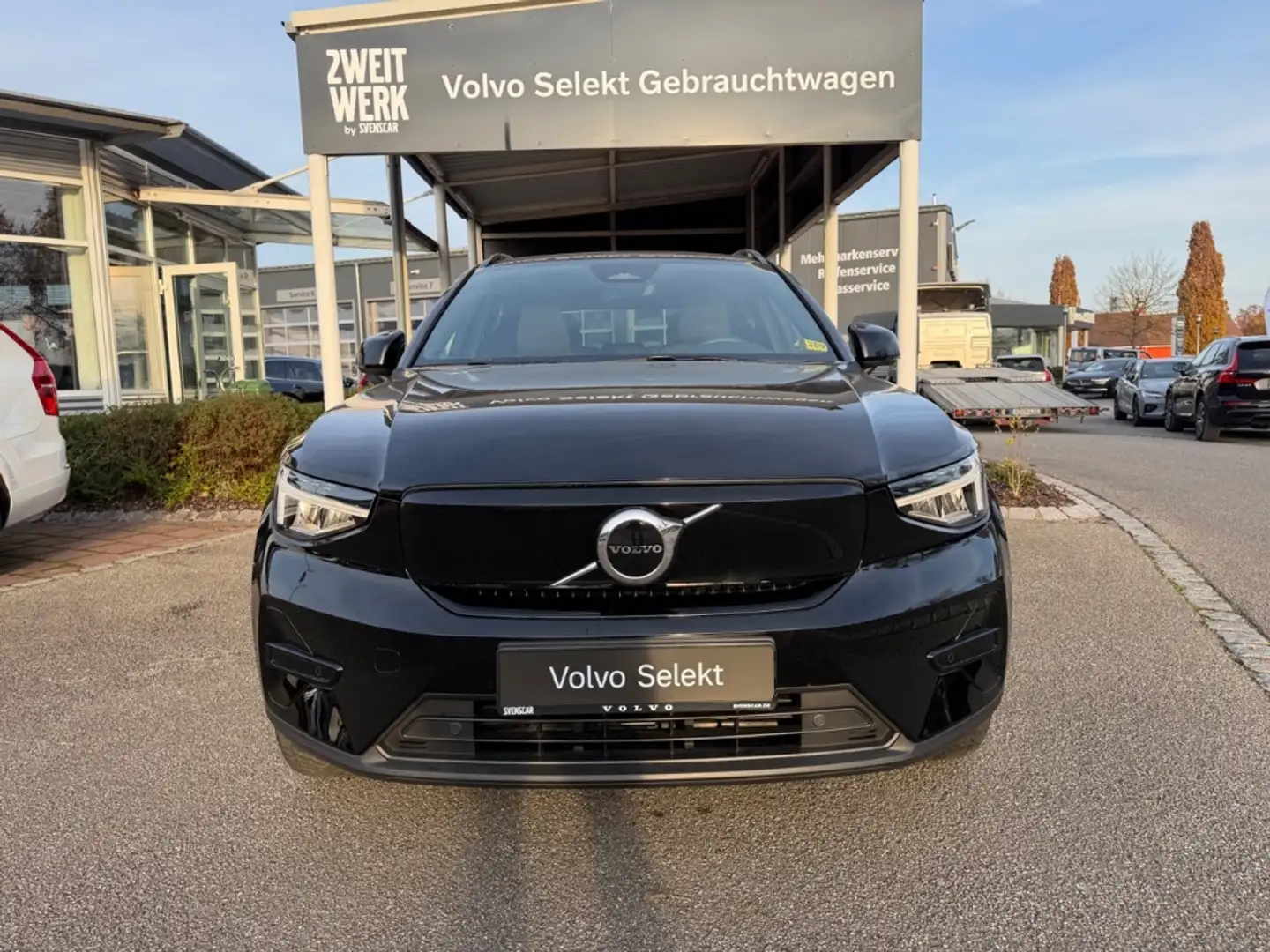 Volvo XC40 Plus Recharge Pure Electric StandHZG Navi Digitale Schwarz - 2