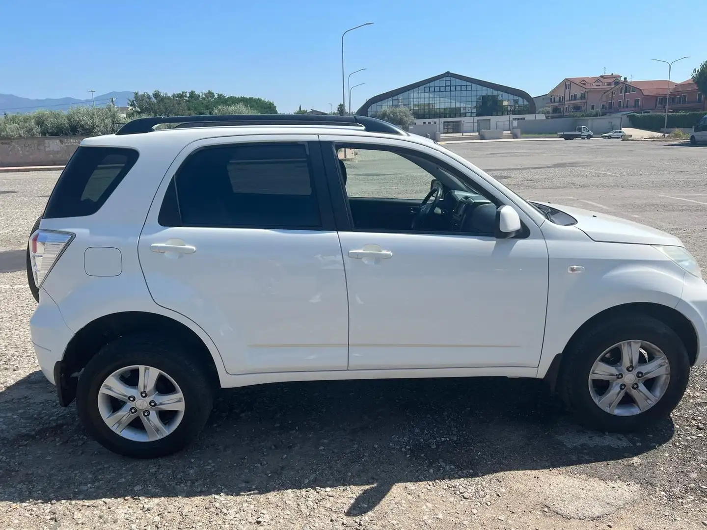 Daihatsu Terios Terios 1.5 Hiro greenpowered Bianco - 1