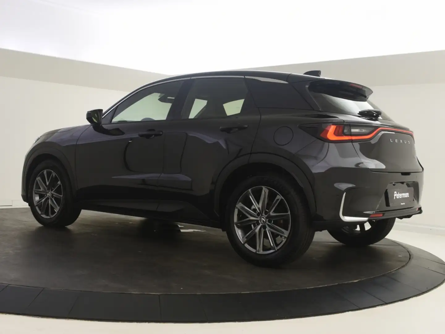 Lexus LBX 1.5 Hybrid Elegant | Tech Pack | Parkeersensoren V Zwart - 2