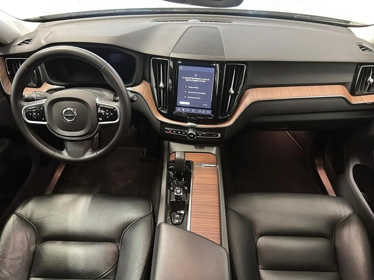 Volvo XC60 снимка Volvo XC60