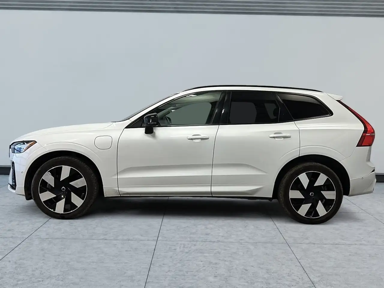 Volvo XC60 снимка Volvo XC60