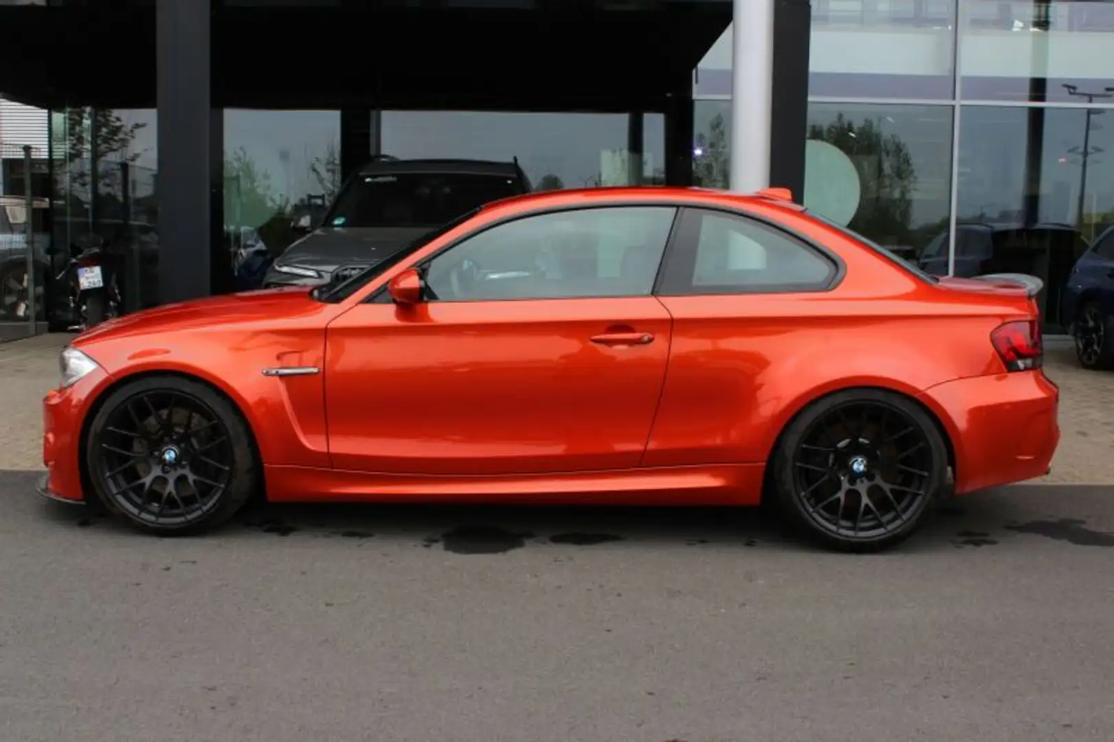 BMW 1er M Coupé 1er M Coupe Navi Prof. Leder. Harm./Kard. Arancione - 2