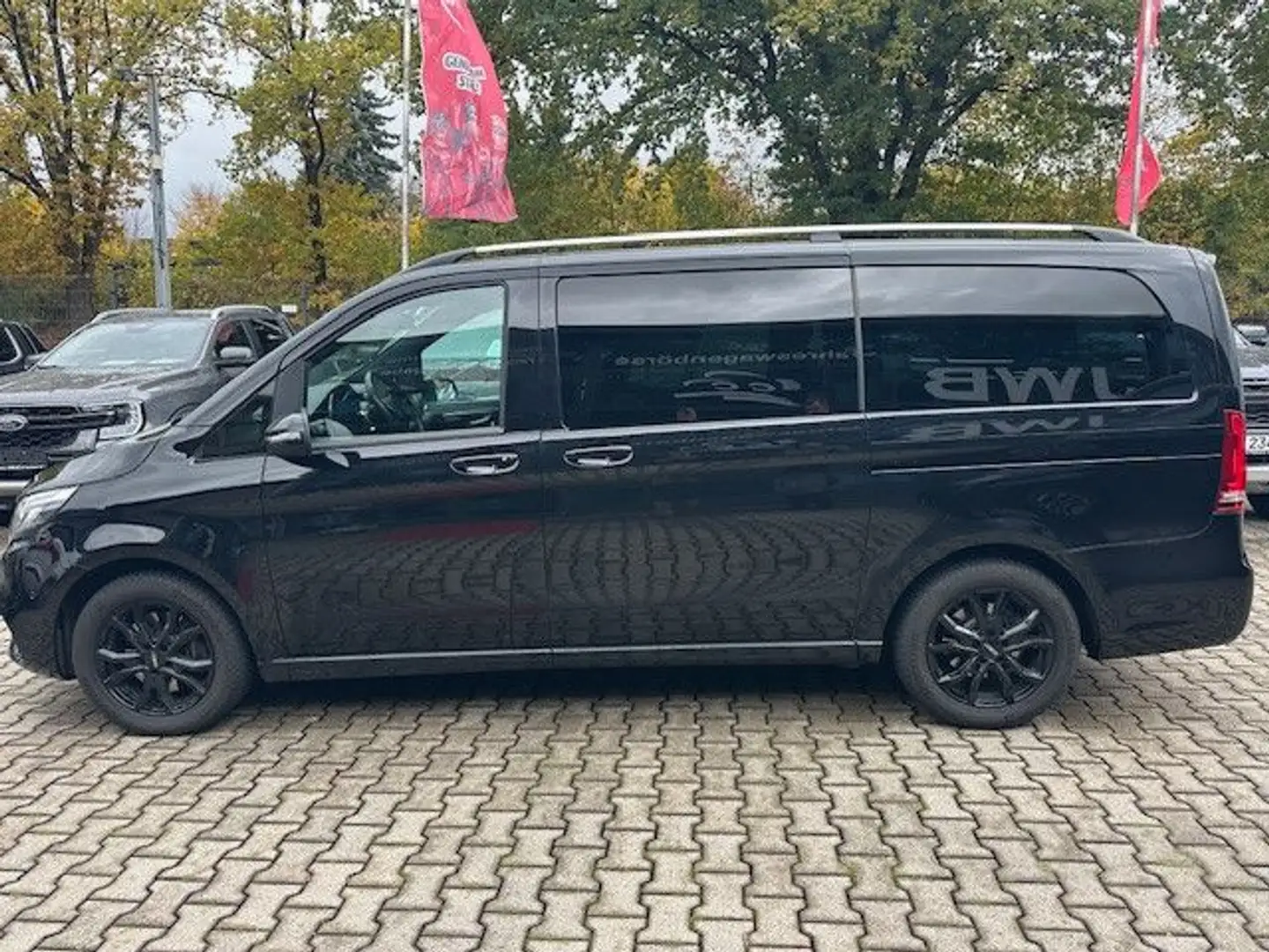 Mercedes-Benz V 300 d LANG 4Matic 9G Tronic Edition Np.93t Voll Noir - 2