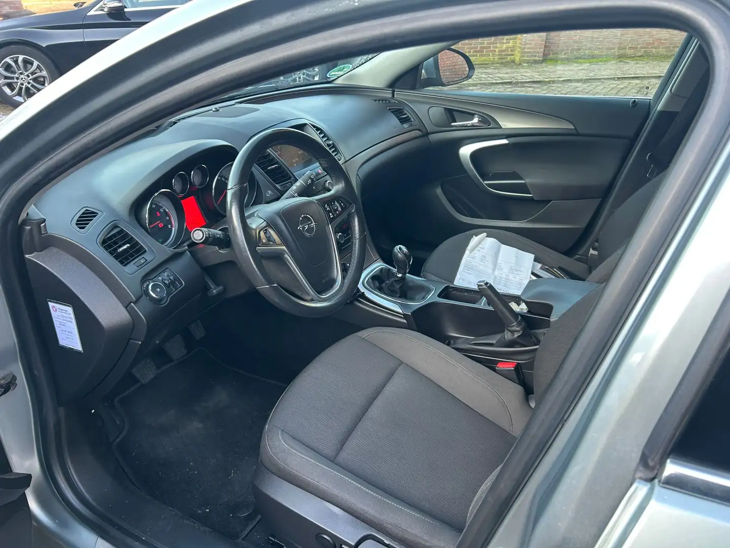 Opel Insignia Sports Tourer 1.6 T Edition//180pk//Navi//Voorscha Grau - 2