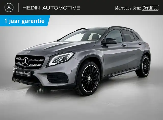Mercedes-Benz GLA 200 D SUV AMG Line | Panoramisch Dak | Verwarmde Zetel