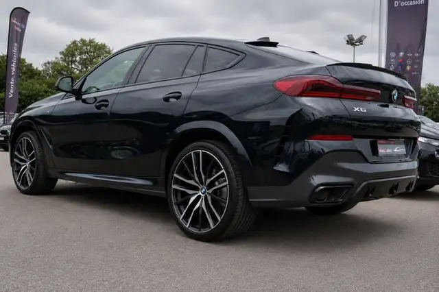 BMW X6 view 17