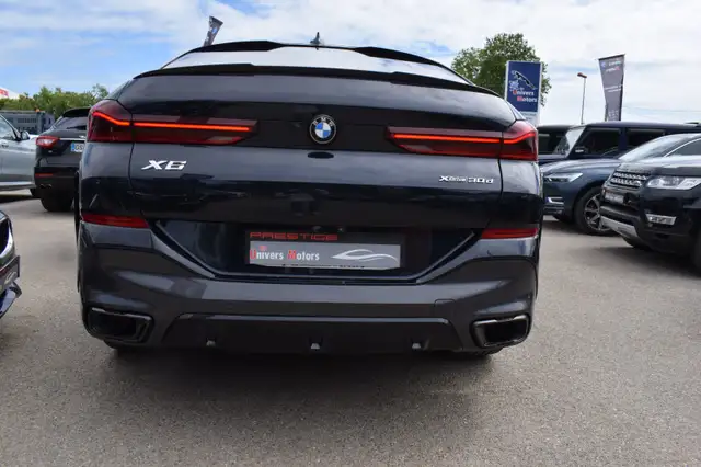 BMW X6 view 13