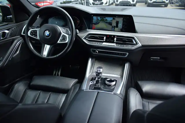BMW X6 view 2
