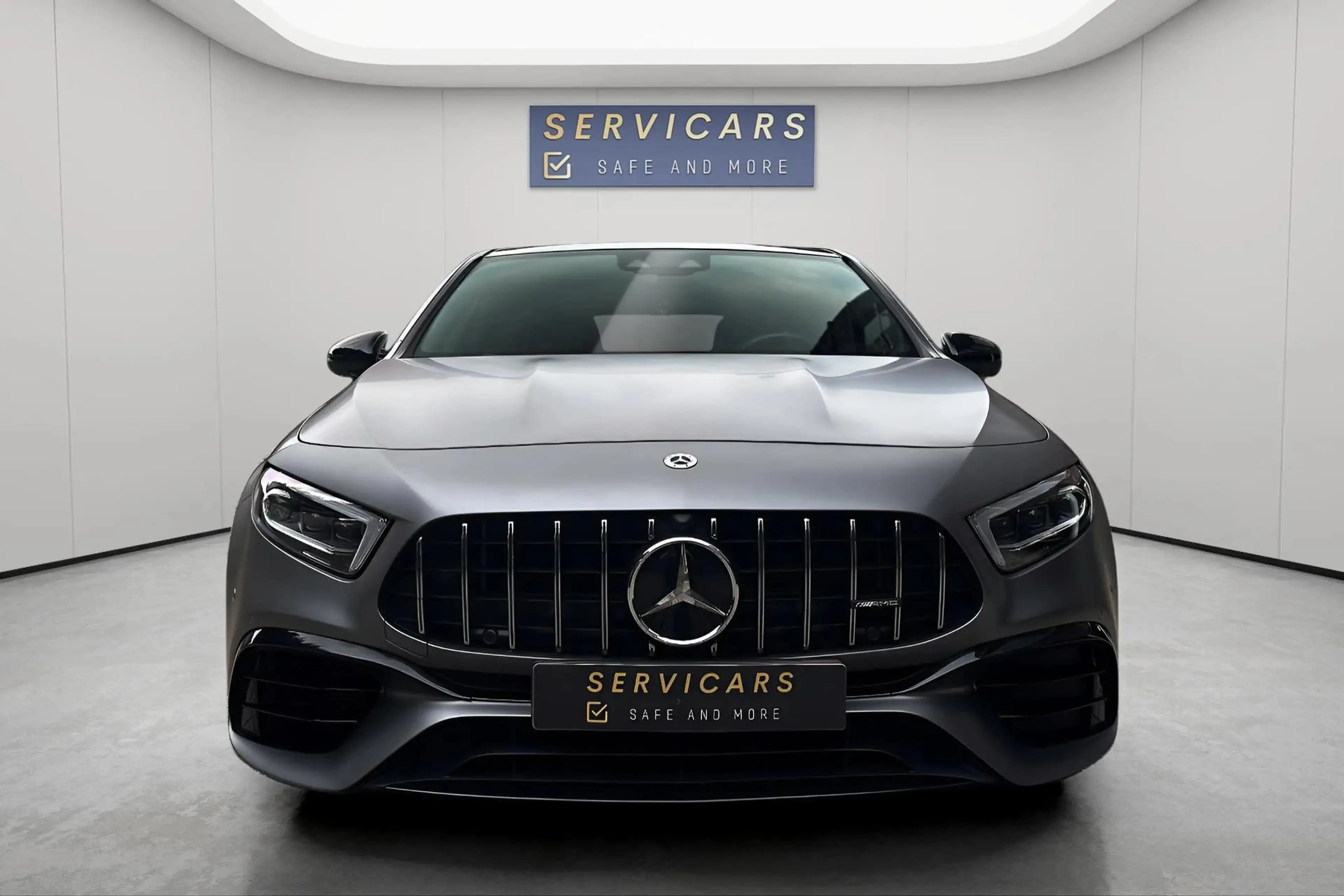 Mercedes-Benz A 45 AMG S 4-Matic+ / PANO / BURMESTER / GAR 12 MOIS — photo 2