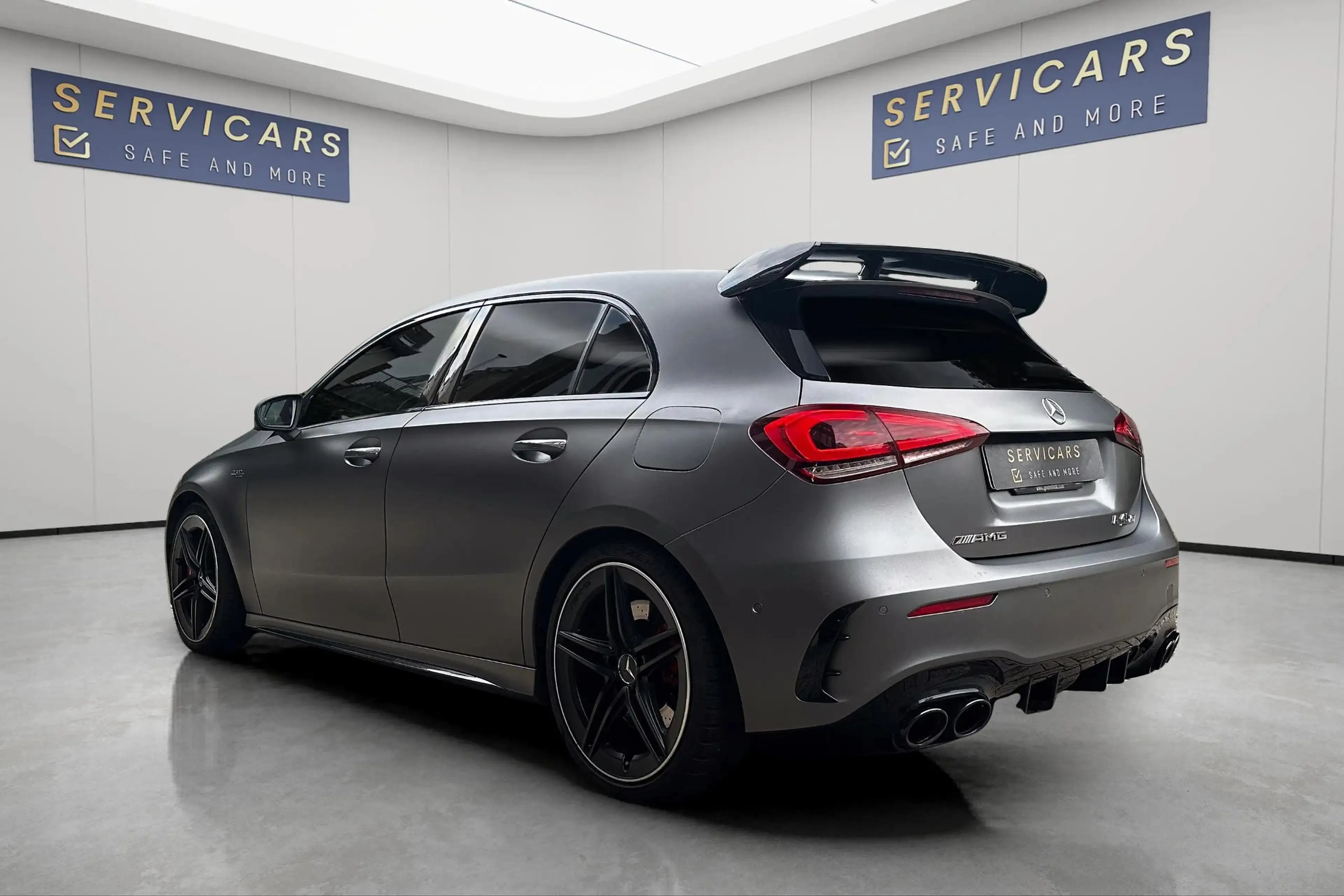 Mercedes-Benz A 45 AMG S 4-Matic+ / PANO / BURMESTER / GAR 12 MOIS — photo 6
