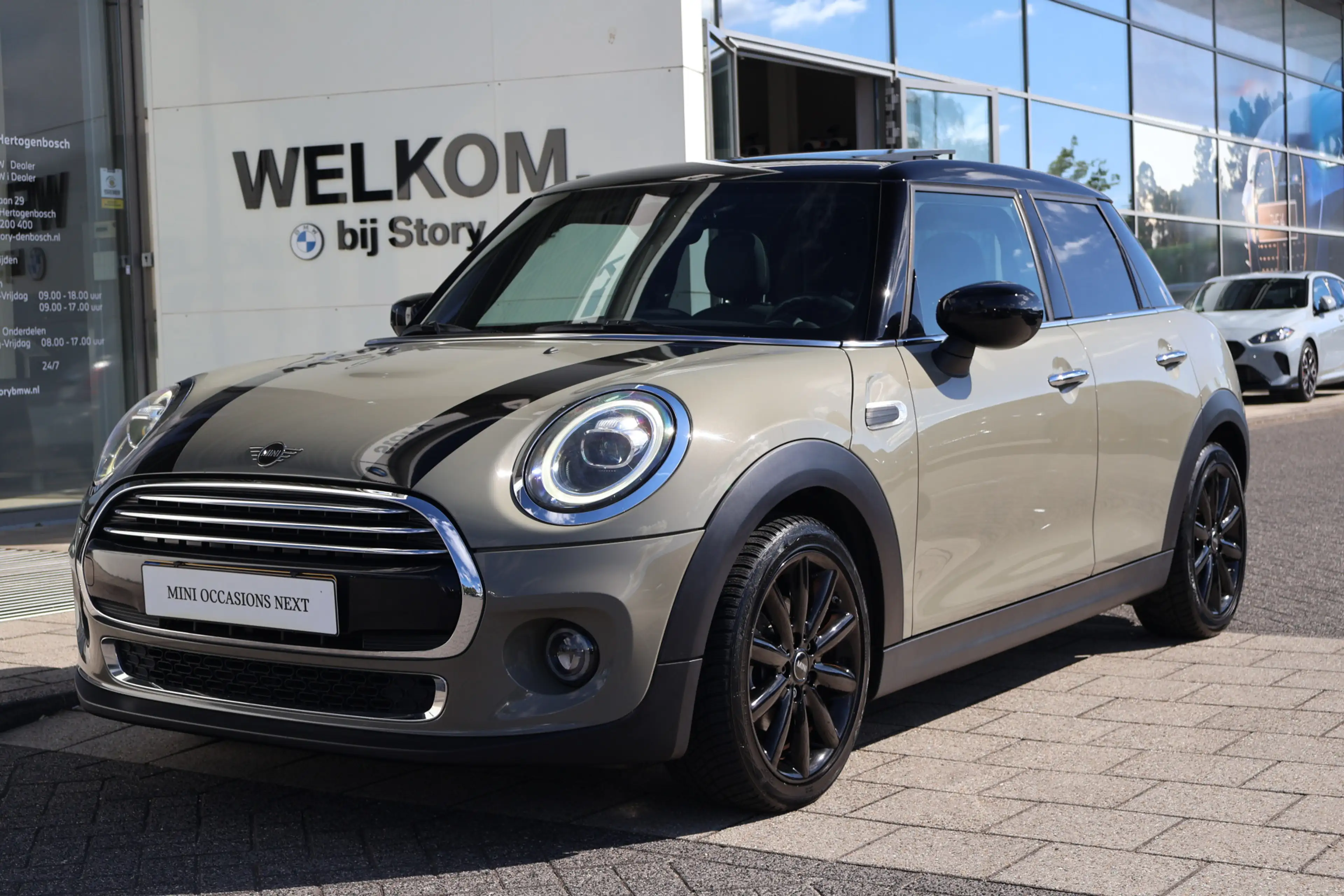 MINI Cooper Hatchback Salt / Panoramadak / Comfort Access / LE — photo 5