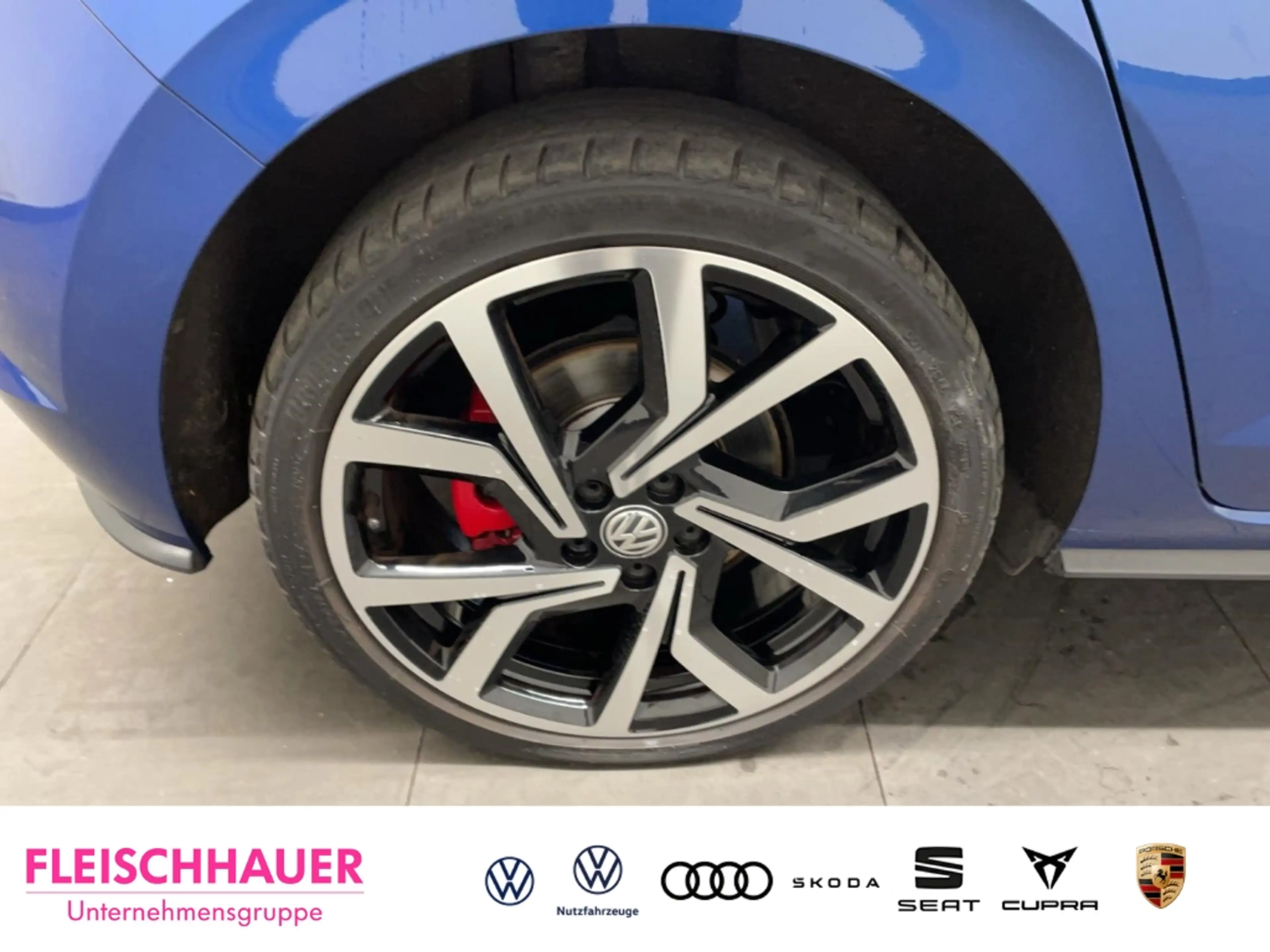 Volkswagen Polo GTI VI 2,0 TSI LED Tel.-Vorb. Pano DAB SHZ Temp PDCv+h — photo 8